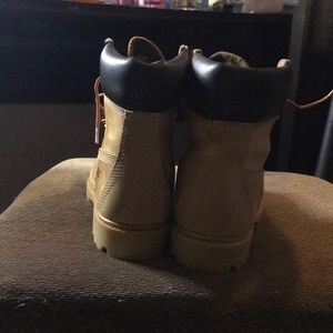 Timberlands boots size 7